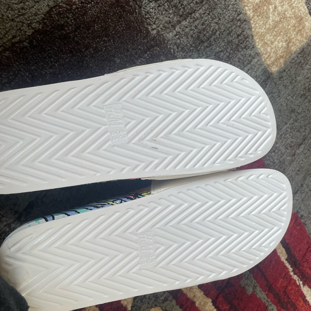 H&M slides, size:10, white